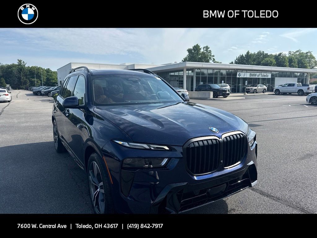 2027 BMW X7