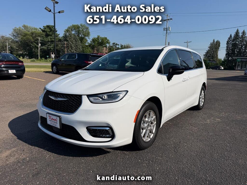 2025 CHRYSLER Pacifica