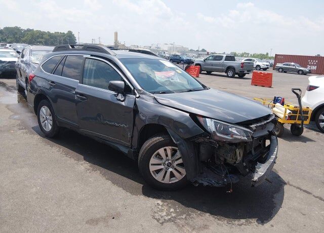 2018 SUBARU Outback