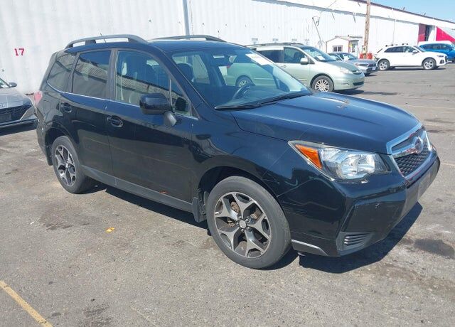 2014 SUBARU Forester
