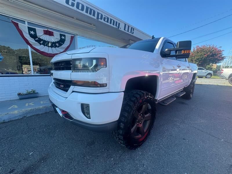 2017 CHEVROLET Silverado