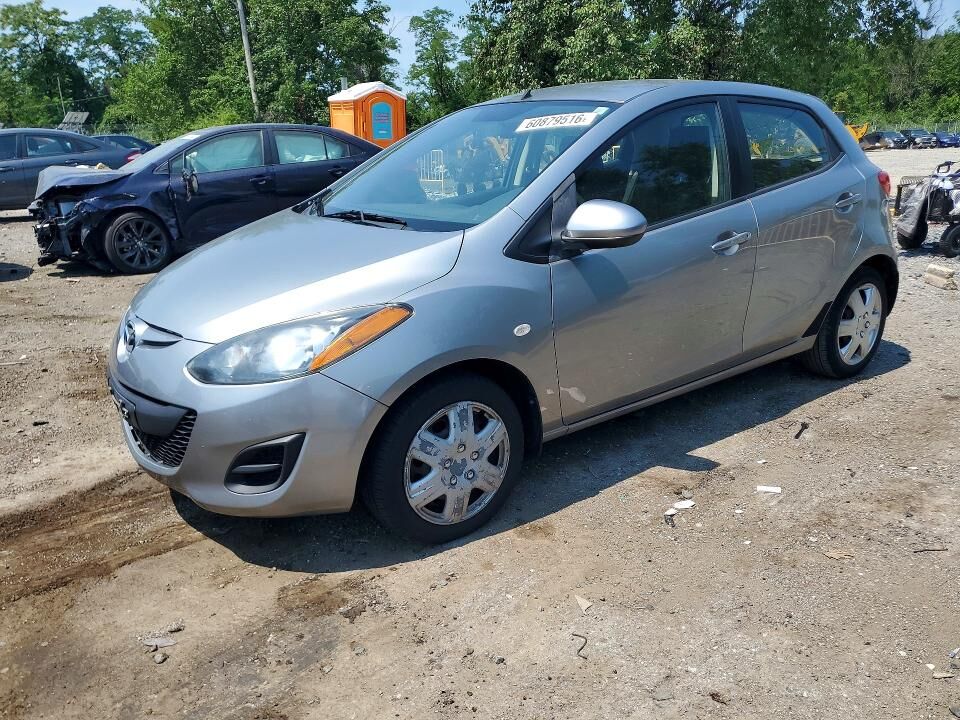 2012 MAZDA Mazda2