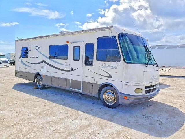 2001 WORKHORSE P32