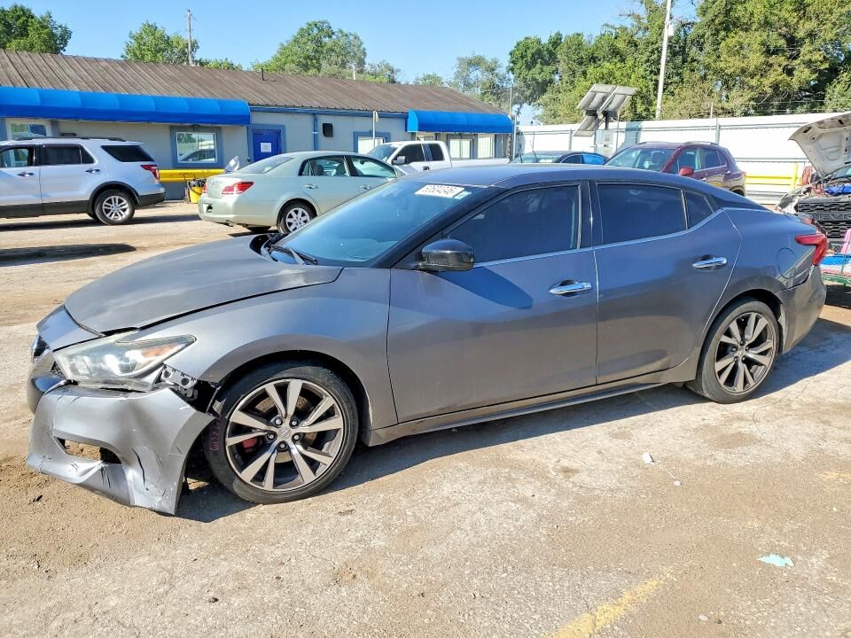 2017 NISSAN Maxima