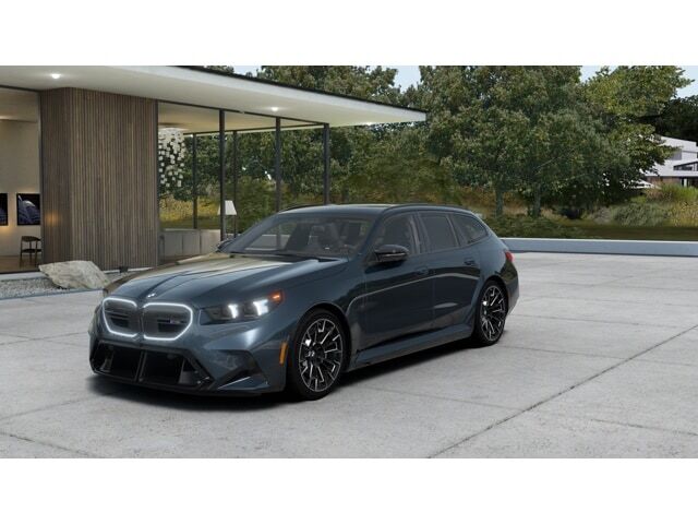 2027 BMW M5
