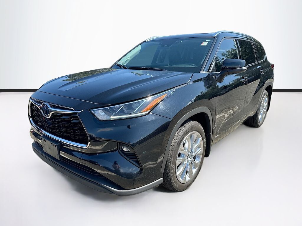 2021 TOYOTA Highlander