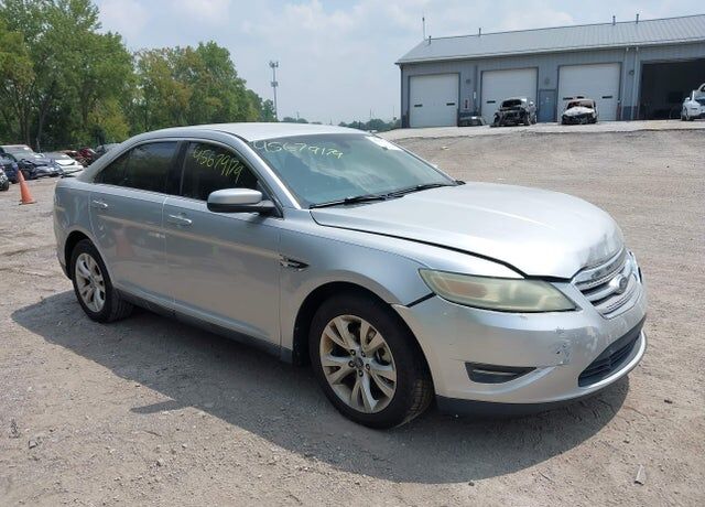 2010 FORD Taurus