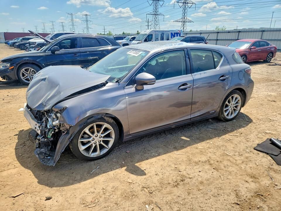 2013 LEXUS CT