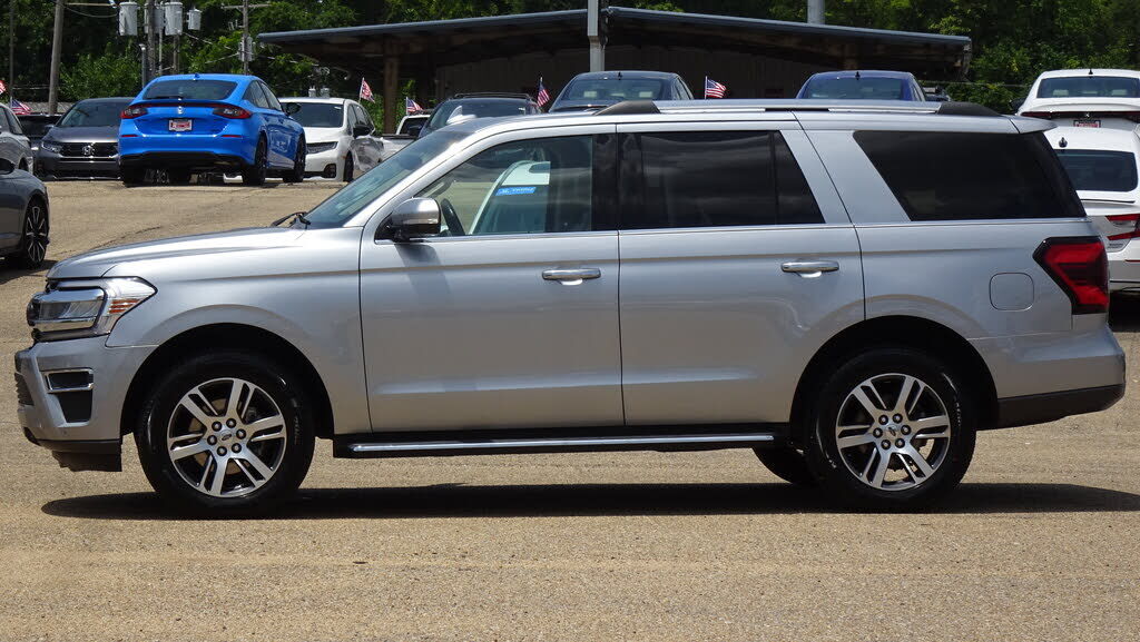 2023 FORD Expedition