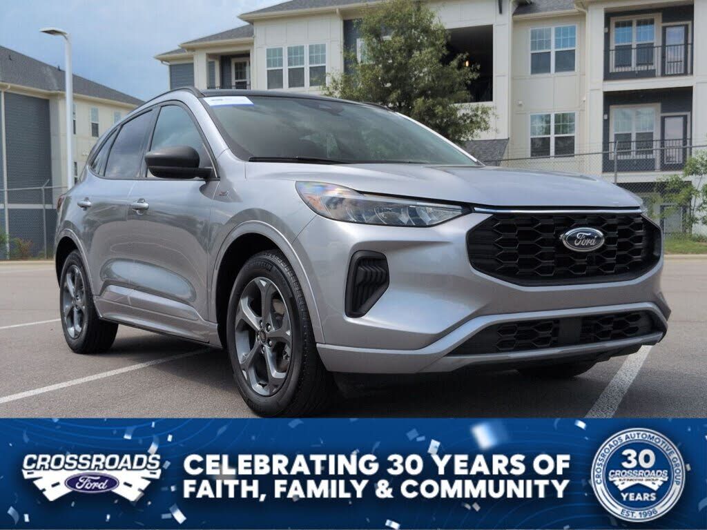 2024 FORD Escape