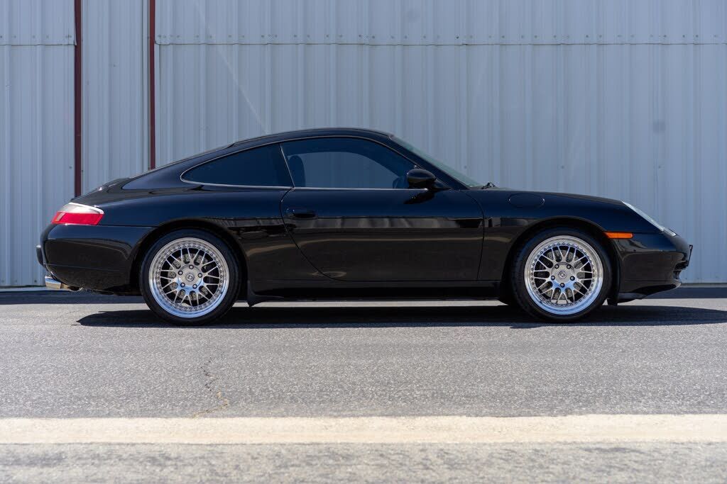 2000 PORSCHE 911