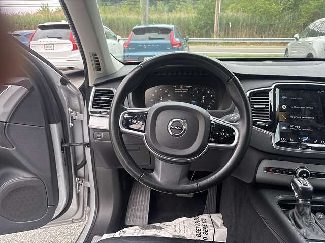2021 VOLVO XC90