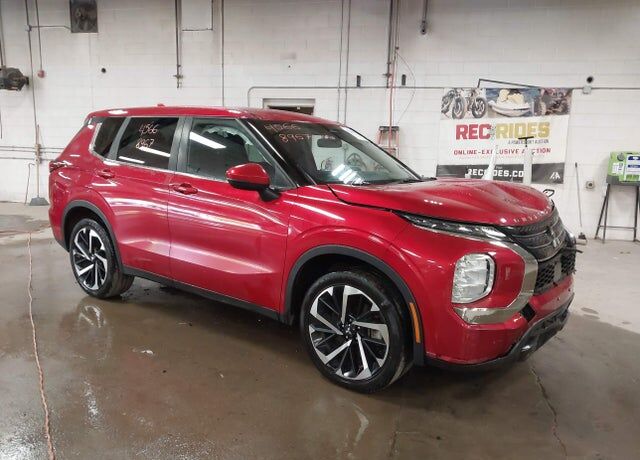 2022 MITSUBISHI Outlander