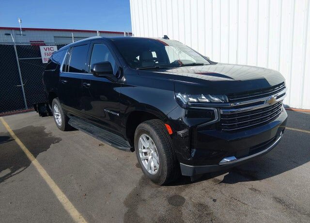 2021 CHEVROLET Suburban