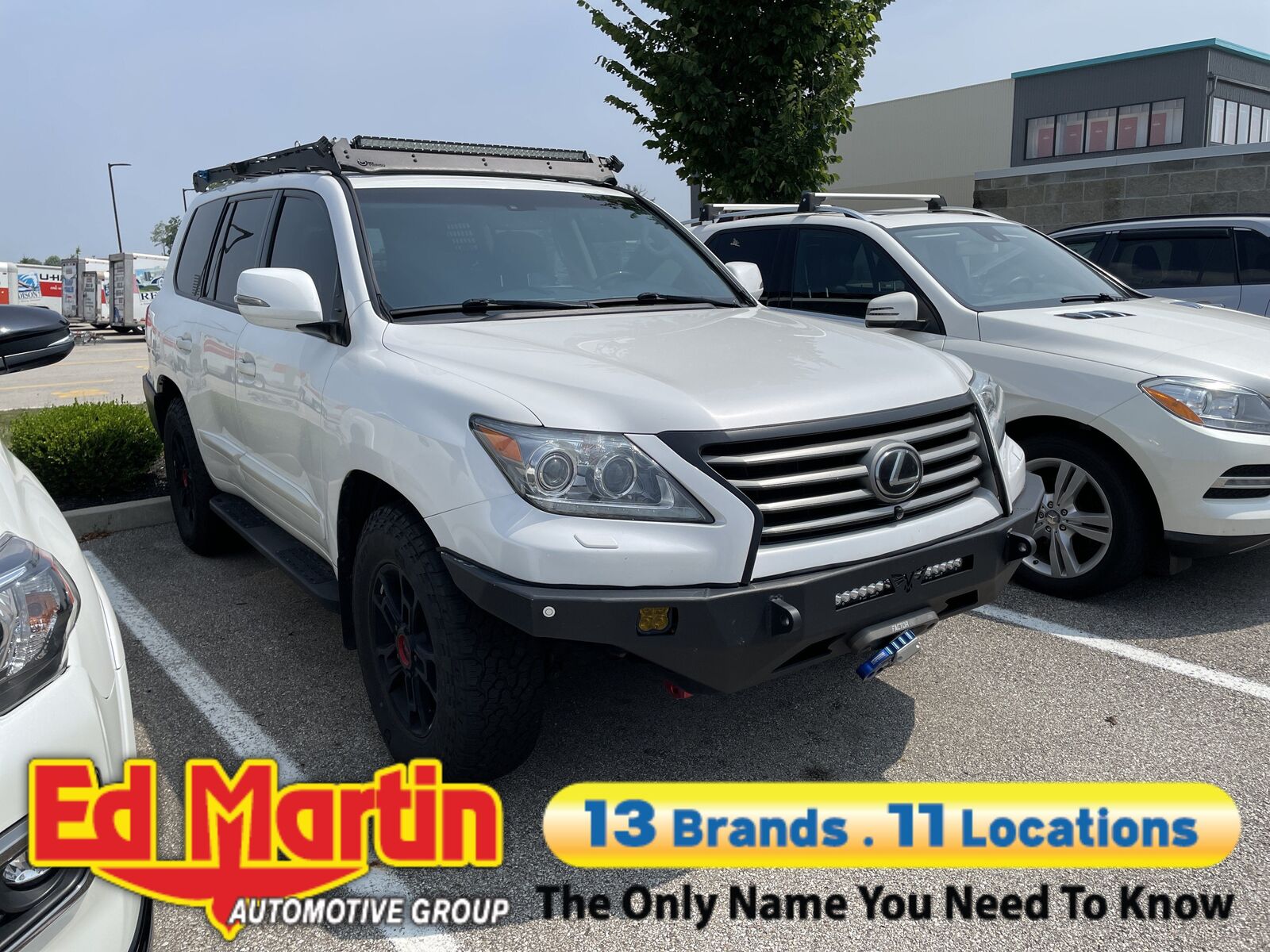 2015 LEXUS LX