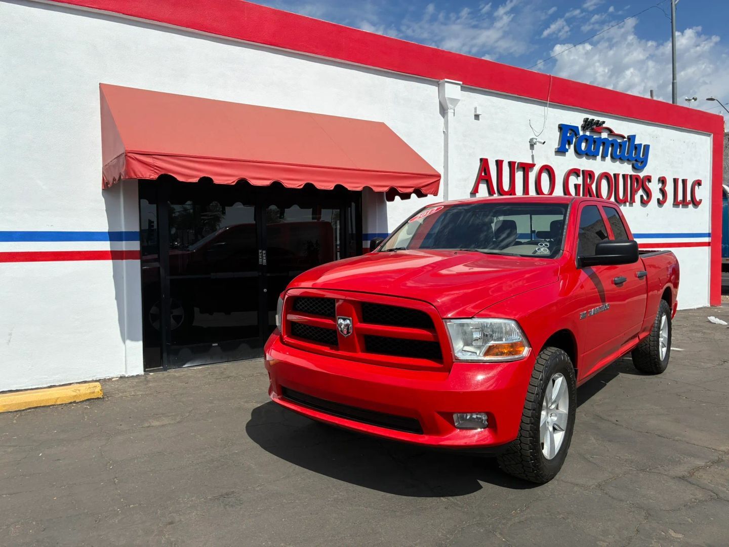 2012 DODGE Ram