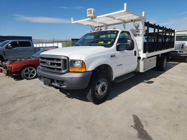 2001 FORD F-550