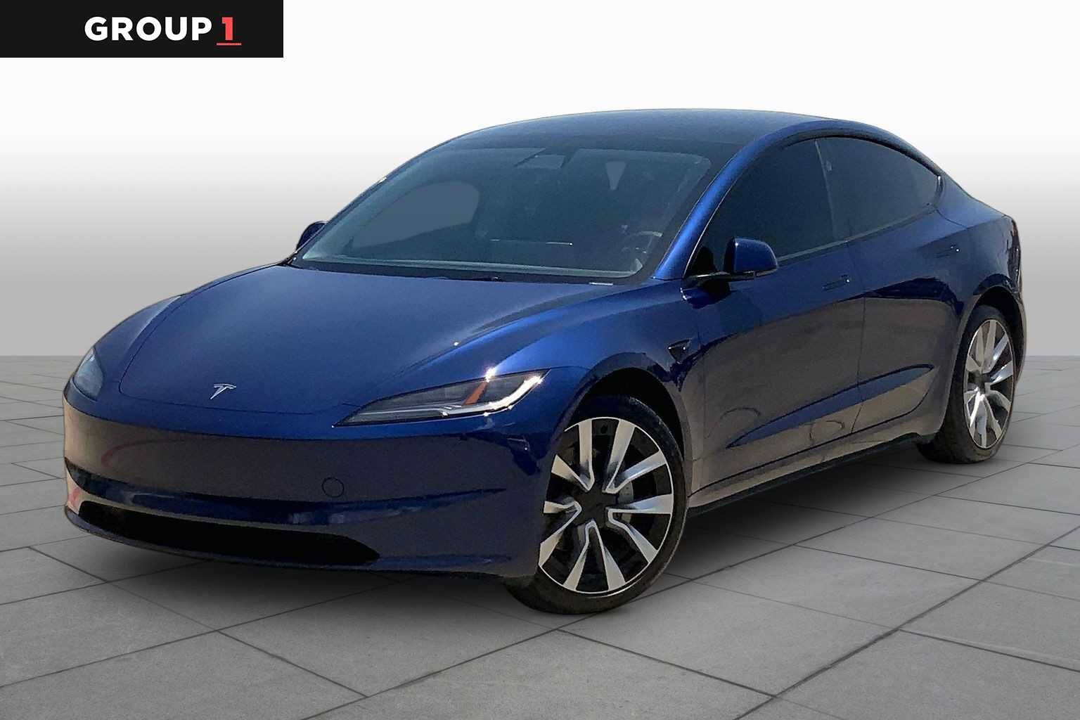 2025 TESLA Model 3