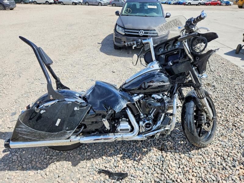 2019 HARLEY DAVIDSON FLHX / Street Glide
