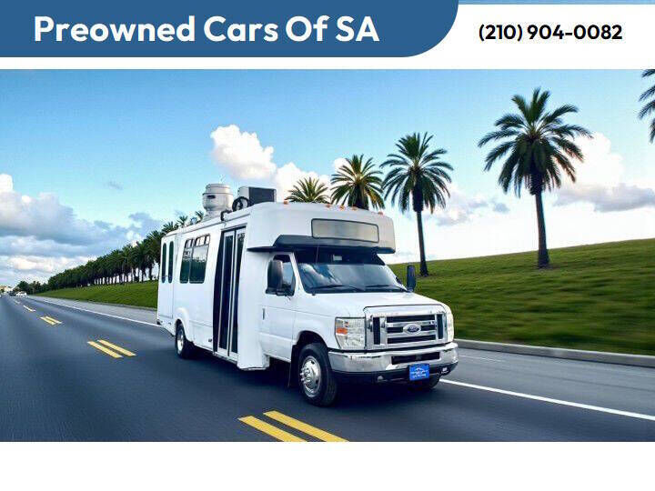 2012 FORD E-450