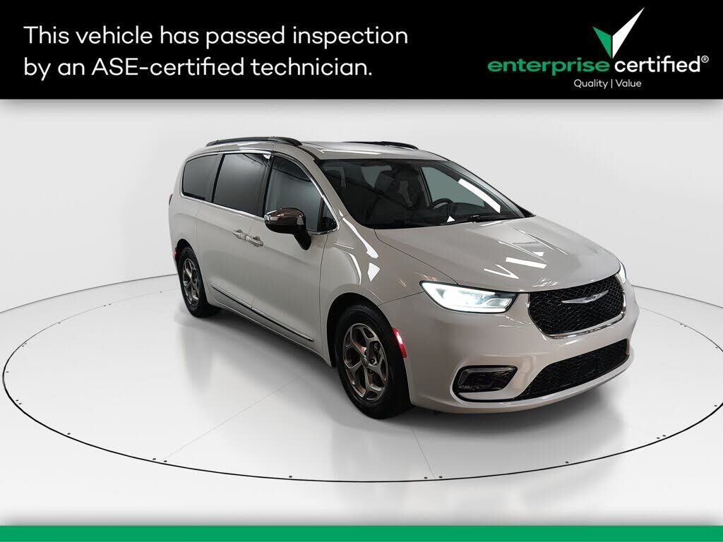 2023 CHRYSLER Pacifica