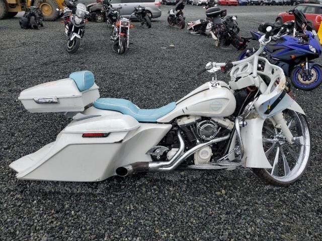 2017 HARLEY DAVIDSON FLHXS / Street Glide Special