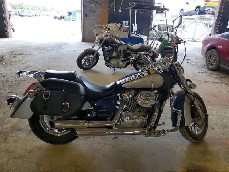 2009 HONDA VT750