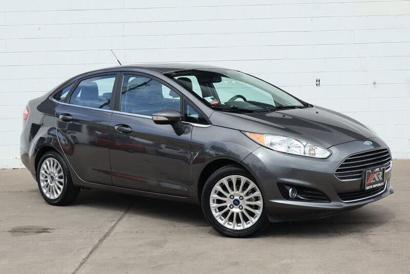 2015 FORD Fiesta