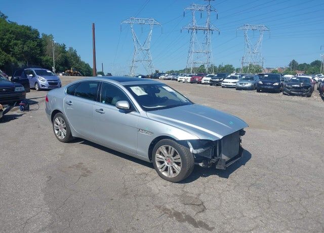 2017 JAGUAR XF
