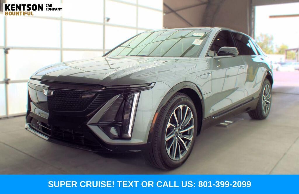2024 CADILLAC Lyriq