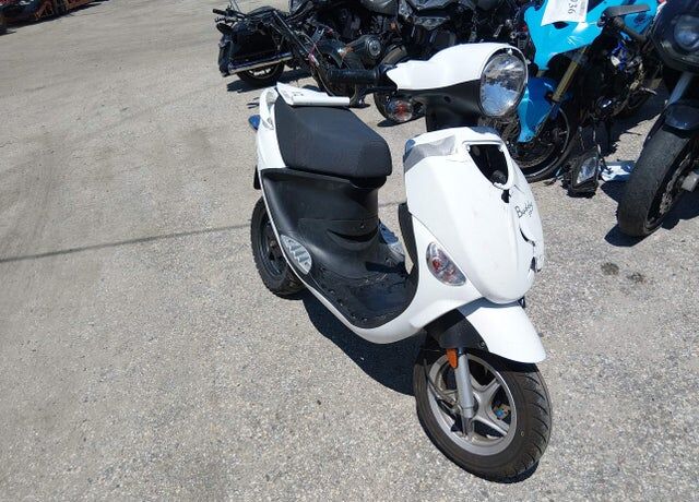 2021 GENUINE SCOOTERS Buddy