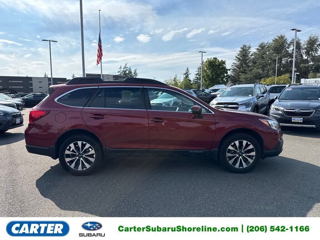 2017 SUBARU Outback
