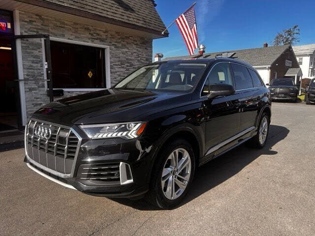 2023 AUDI Q7