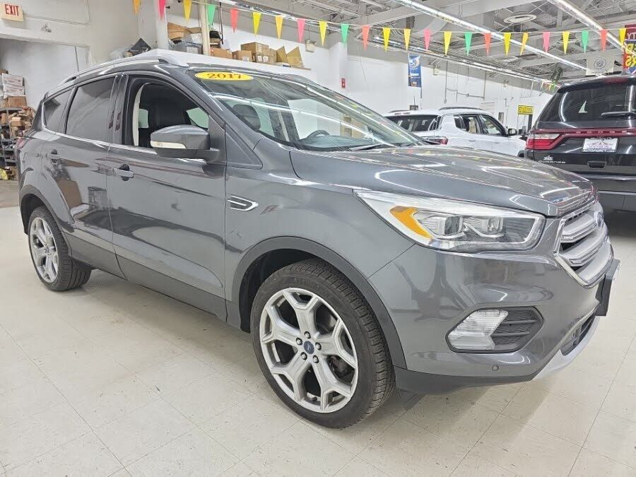 2017 FORD Escape
