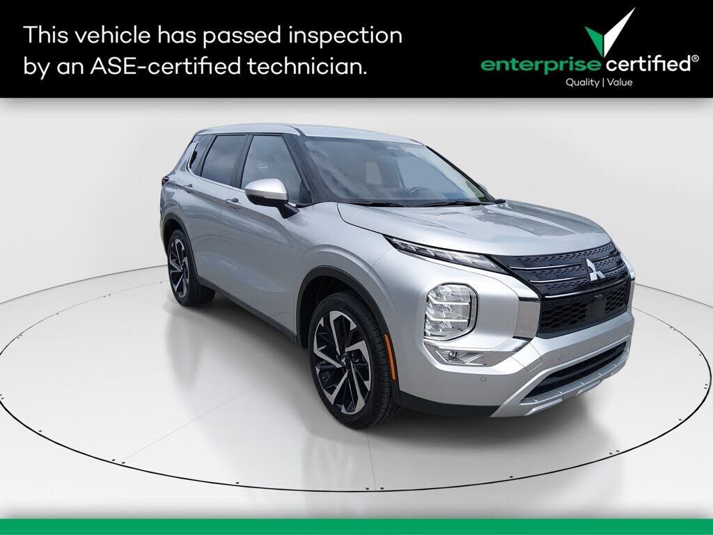 2024 MITSUBISHI Outlander