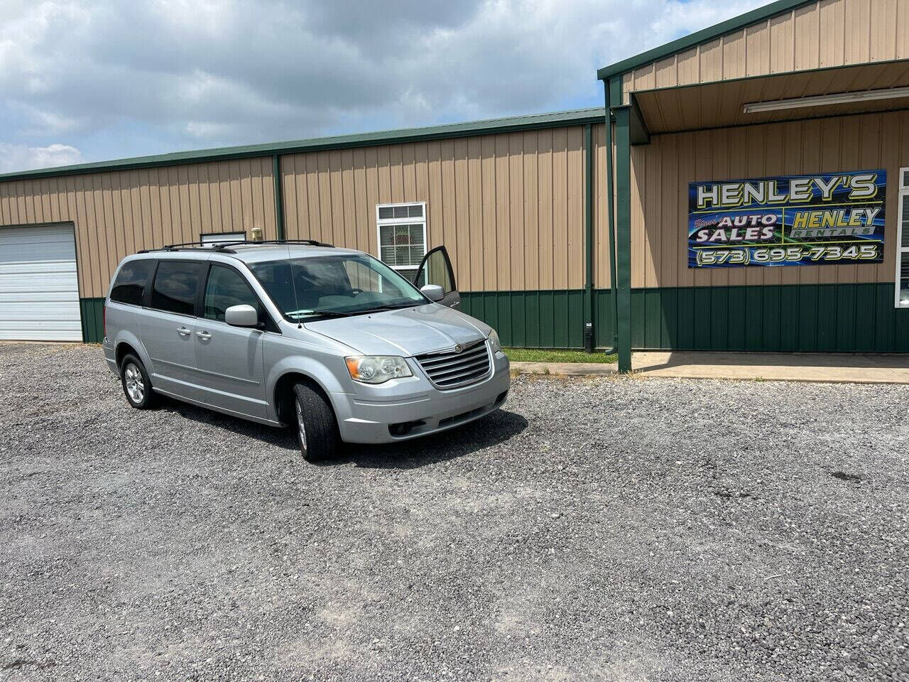 2009 CHRYSLER Town and Country