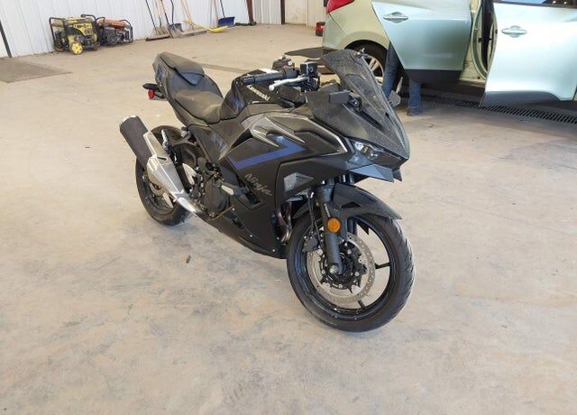 2025 KAWASAKI Ninja