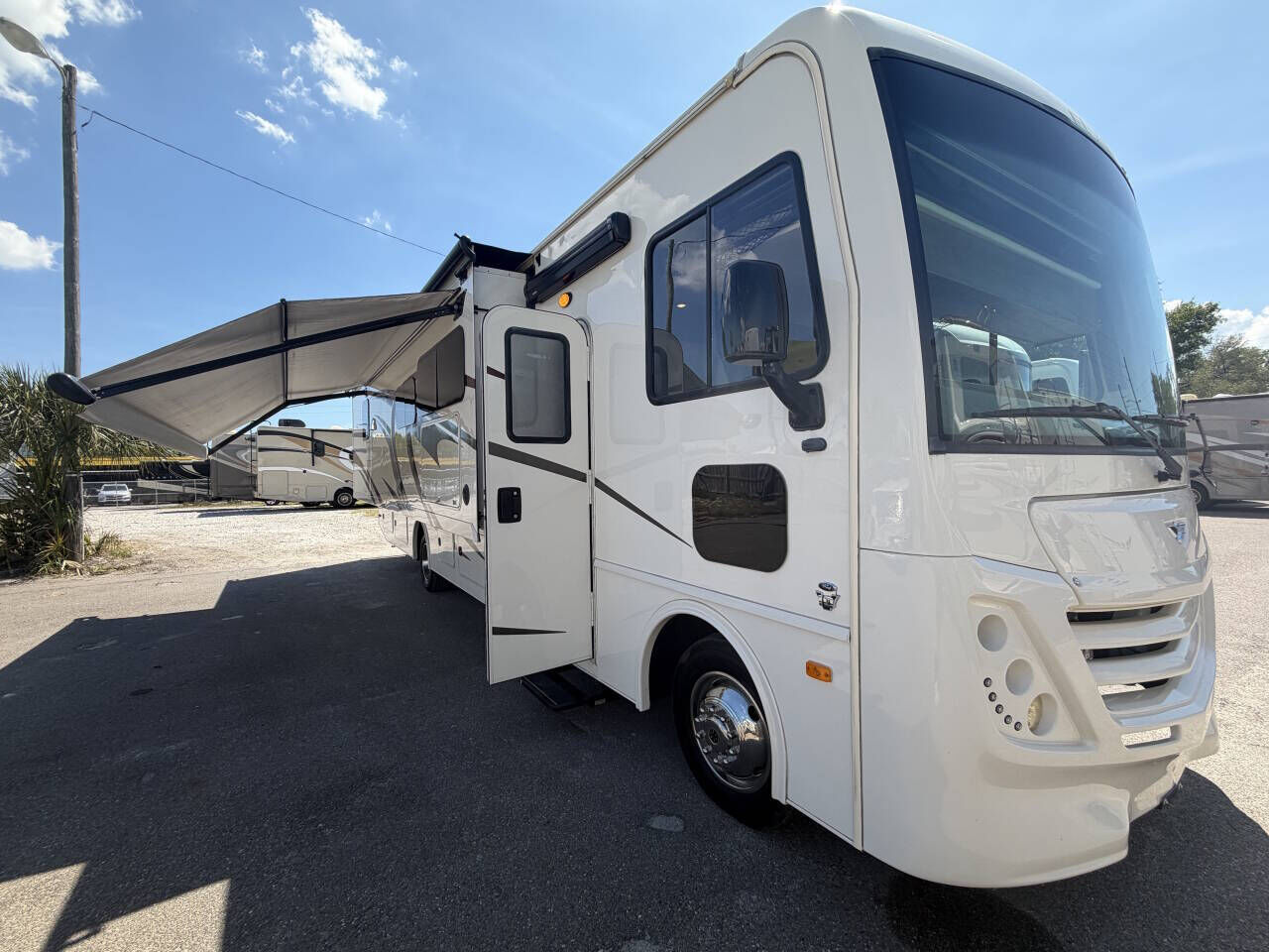 2019 FORD Motorhome Chassis