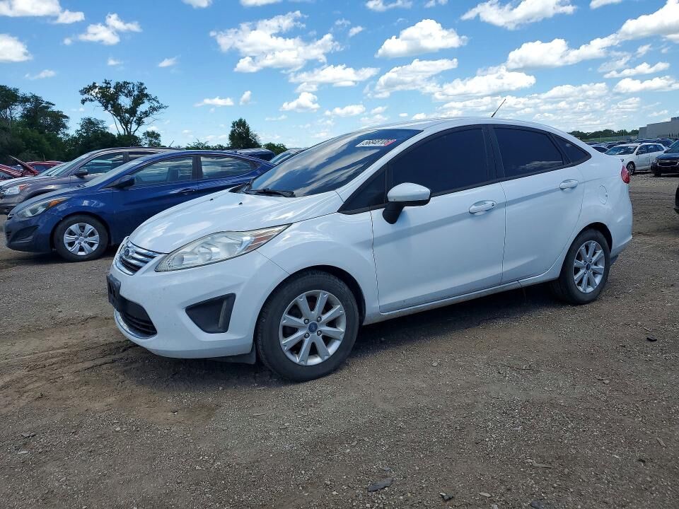 2012 FORD Fiesta
