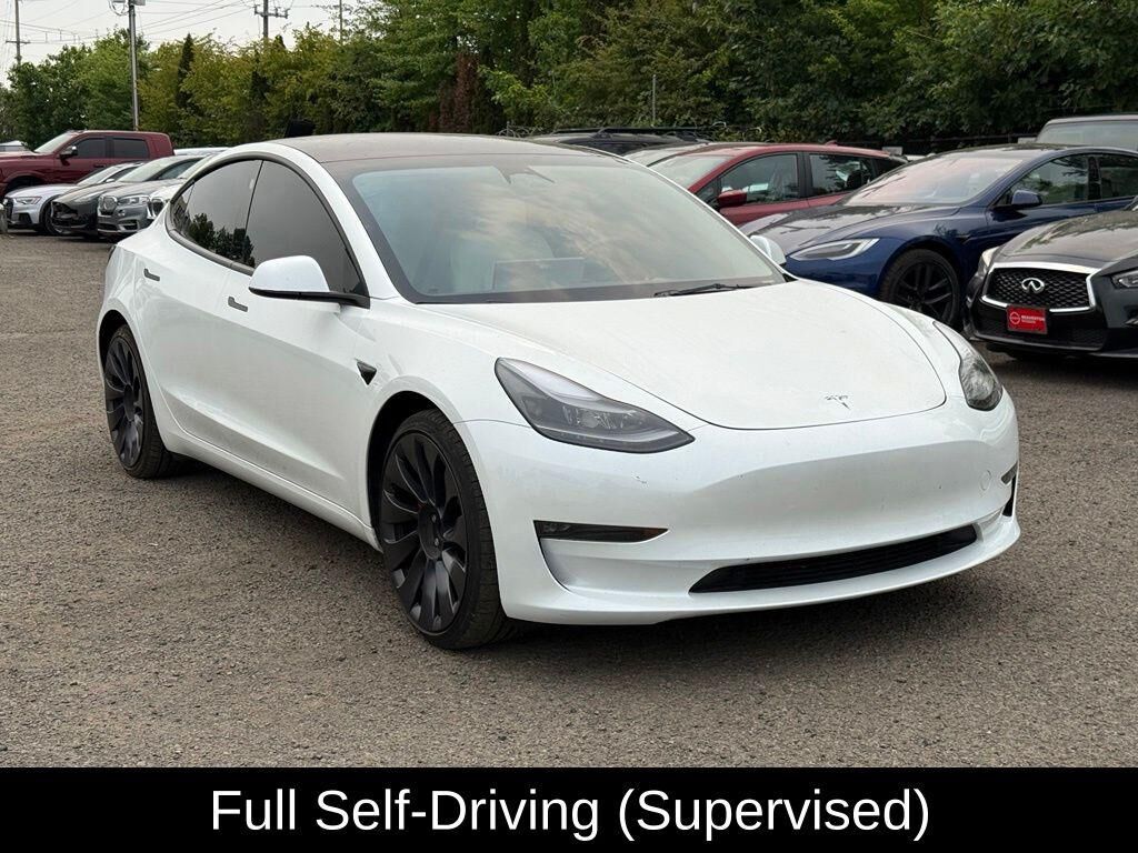 2023 TESLA Model 3