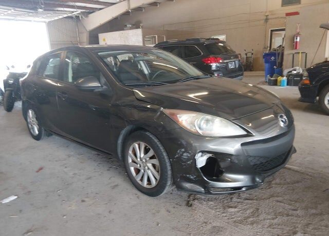 2012 MAZDA Mazda3