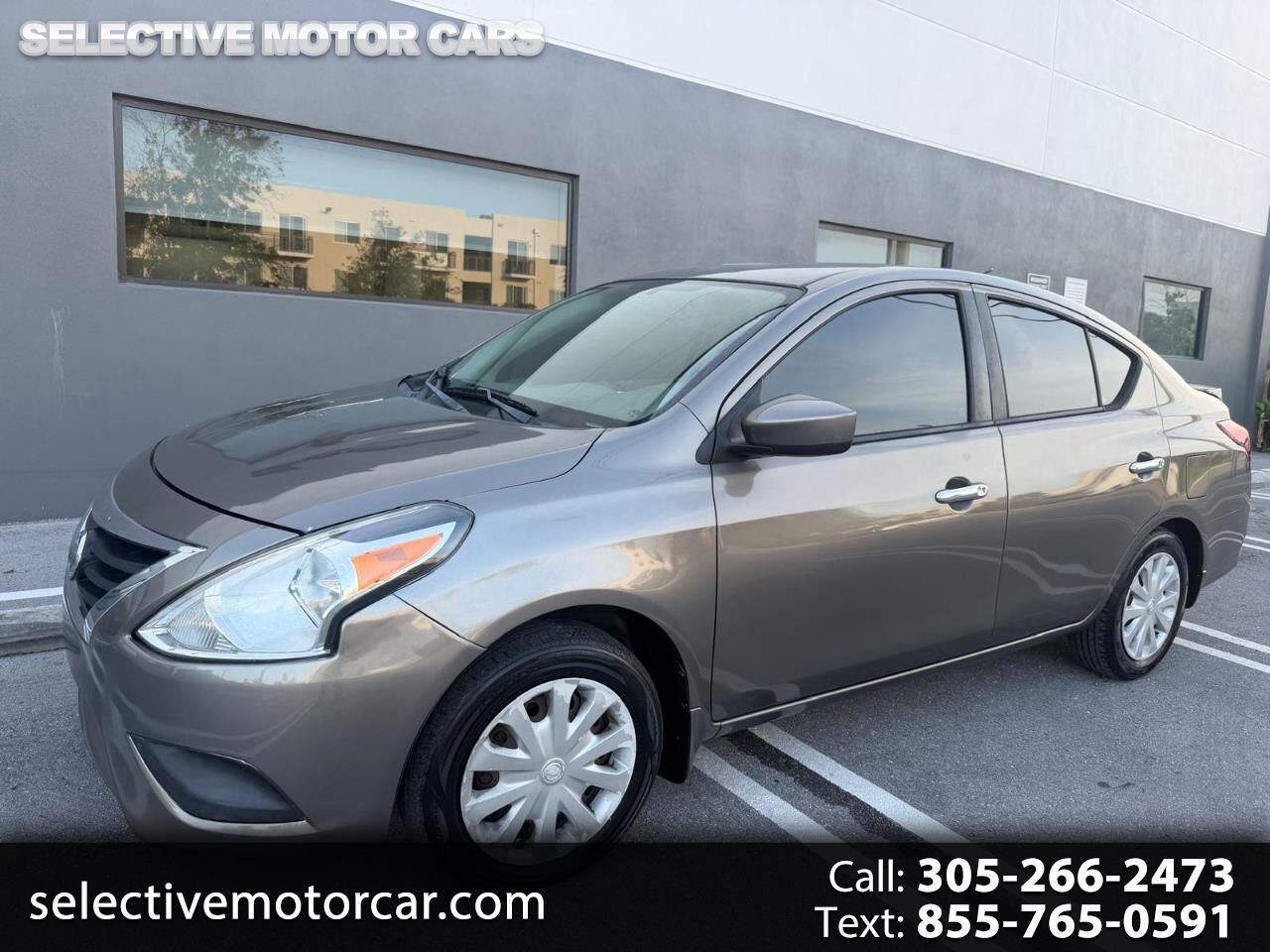 2015 NISSAN Versa