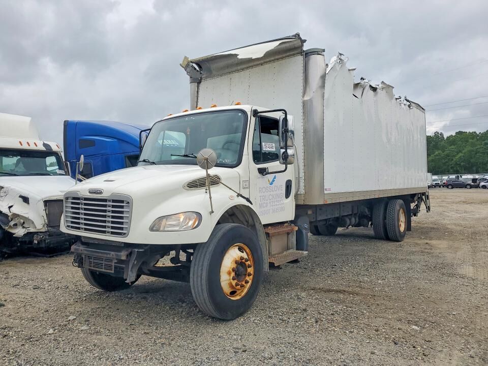 2015 FREIGHTLINER M2