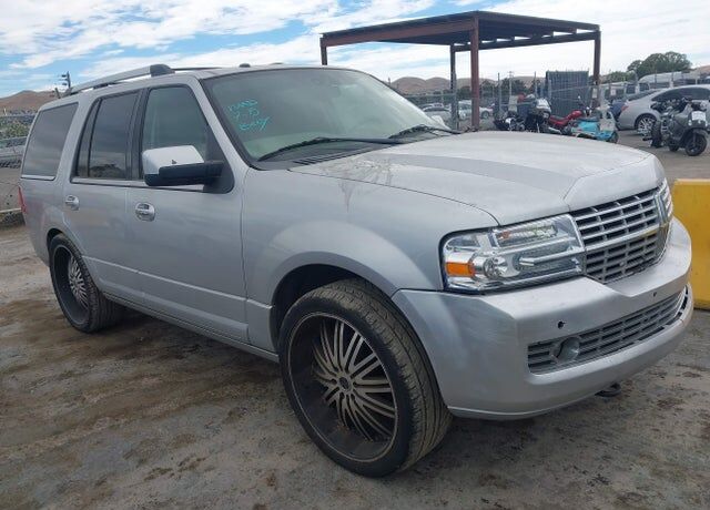 2012 LINCOLN Navigator