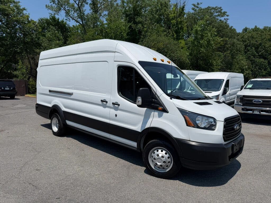 2019 FORD Transit