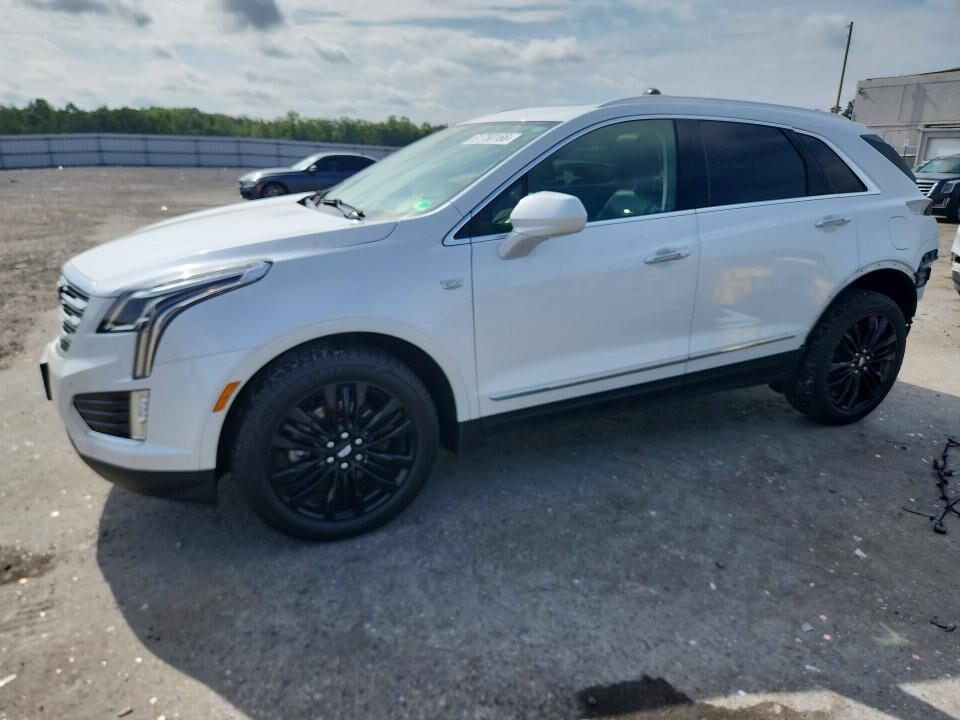 2017 CADILLAC XT5
