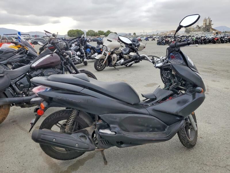 2013 HONDA PCX150