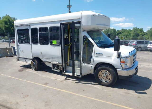 2019 FORD E-350