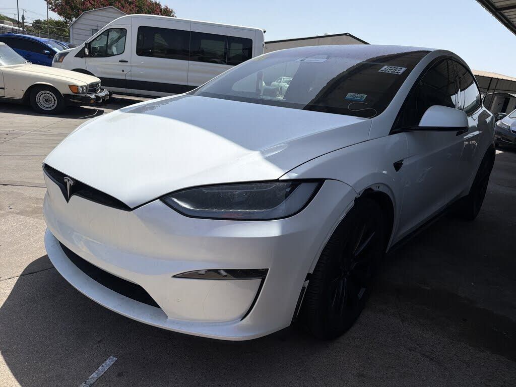 2023 TESLA Model X