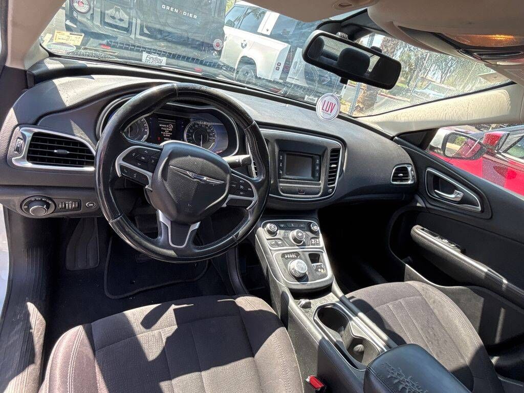 2015 CHRYSLER 200